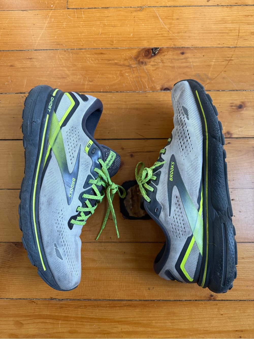 Brooks Ghost 15 Running Shoes Men’s 9.5 D (medium) Neon Green Gray